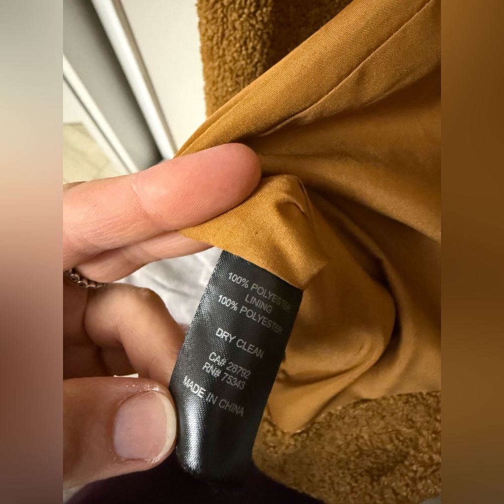 Rachel’s Zoe Women's tan long button up Teddy/sherpa Coat - Picture 7 of 10
